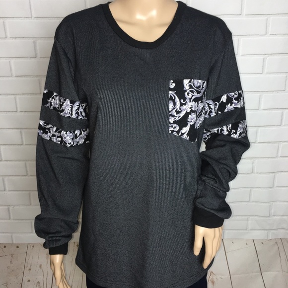 🛍Subtle Tees🛍 - Picture 4 of 7